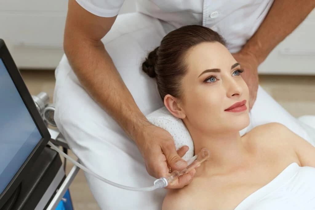 Почему Hydrafacial эффективен от отеков